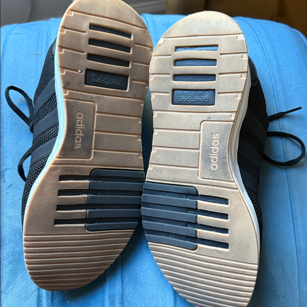 Adidas Cloudform Running shoe - Picture 7 of 11